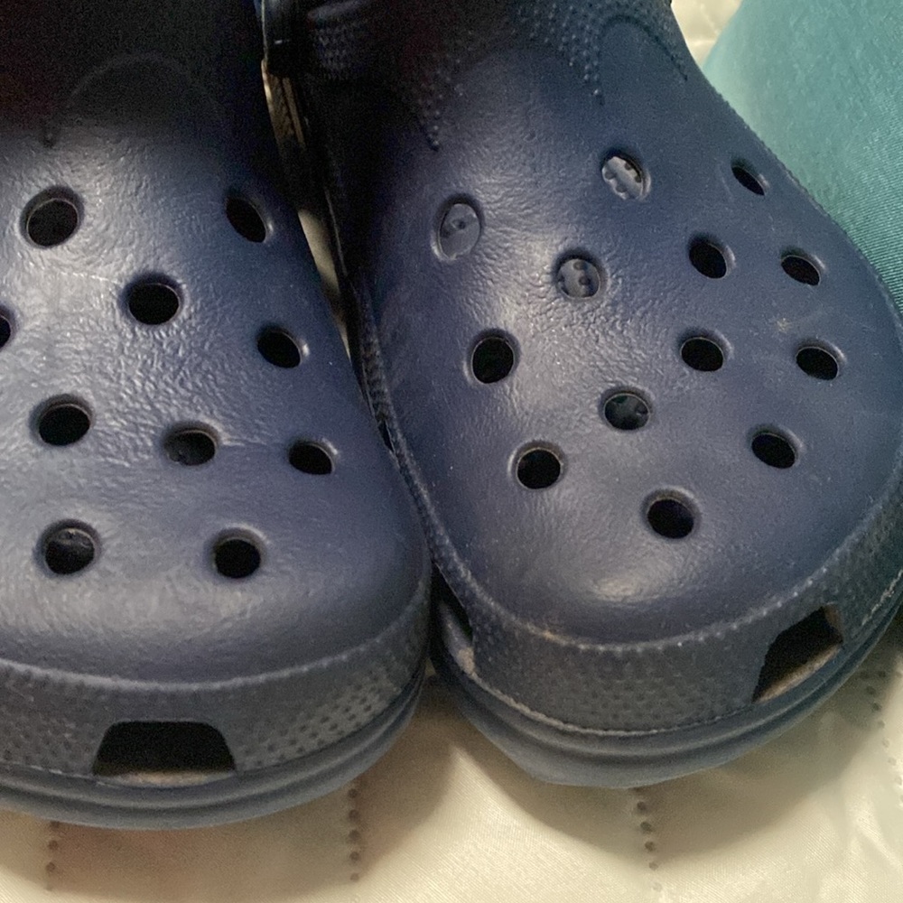 Crocs shoes - Picture 6 of 11